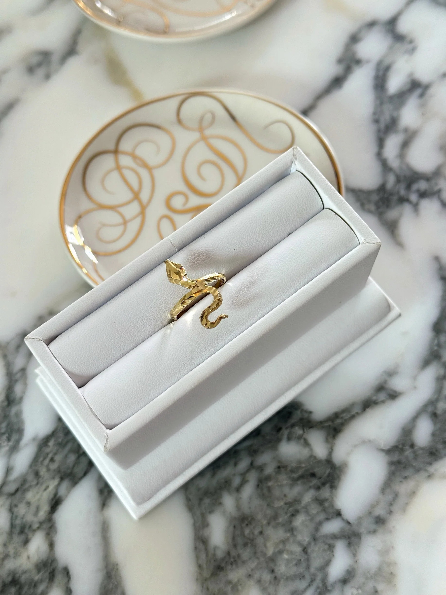14K GLEAMING SERPENT