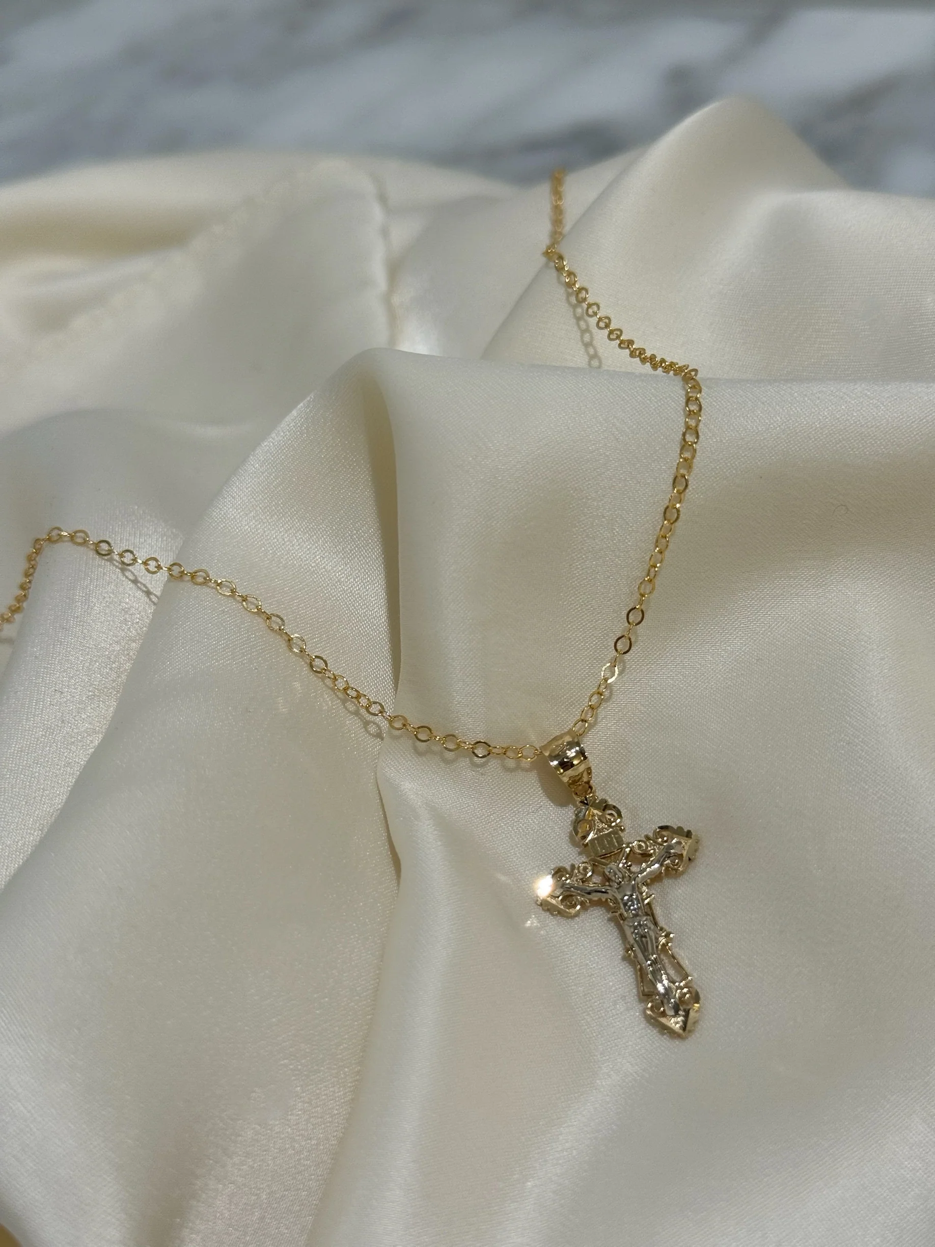 14K ICONIC GLORY CROSS - Image 4