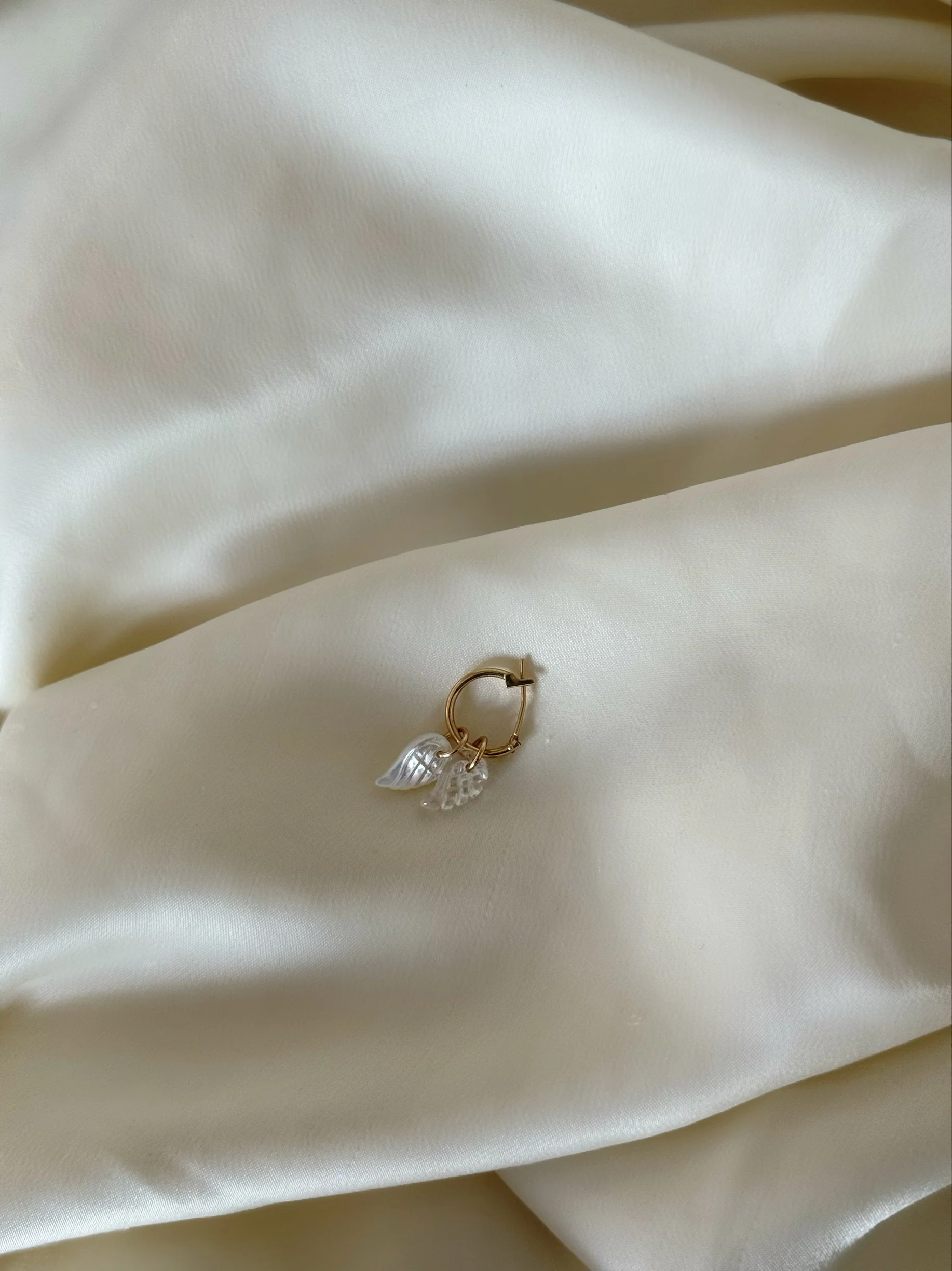 14K VINTAGE PRECIOUS ANGEL WINGS - Image 4