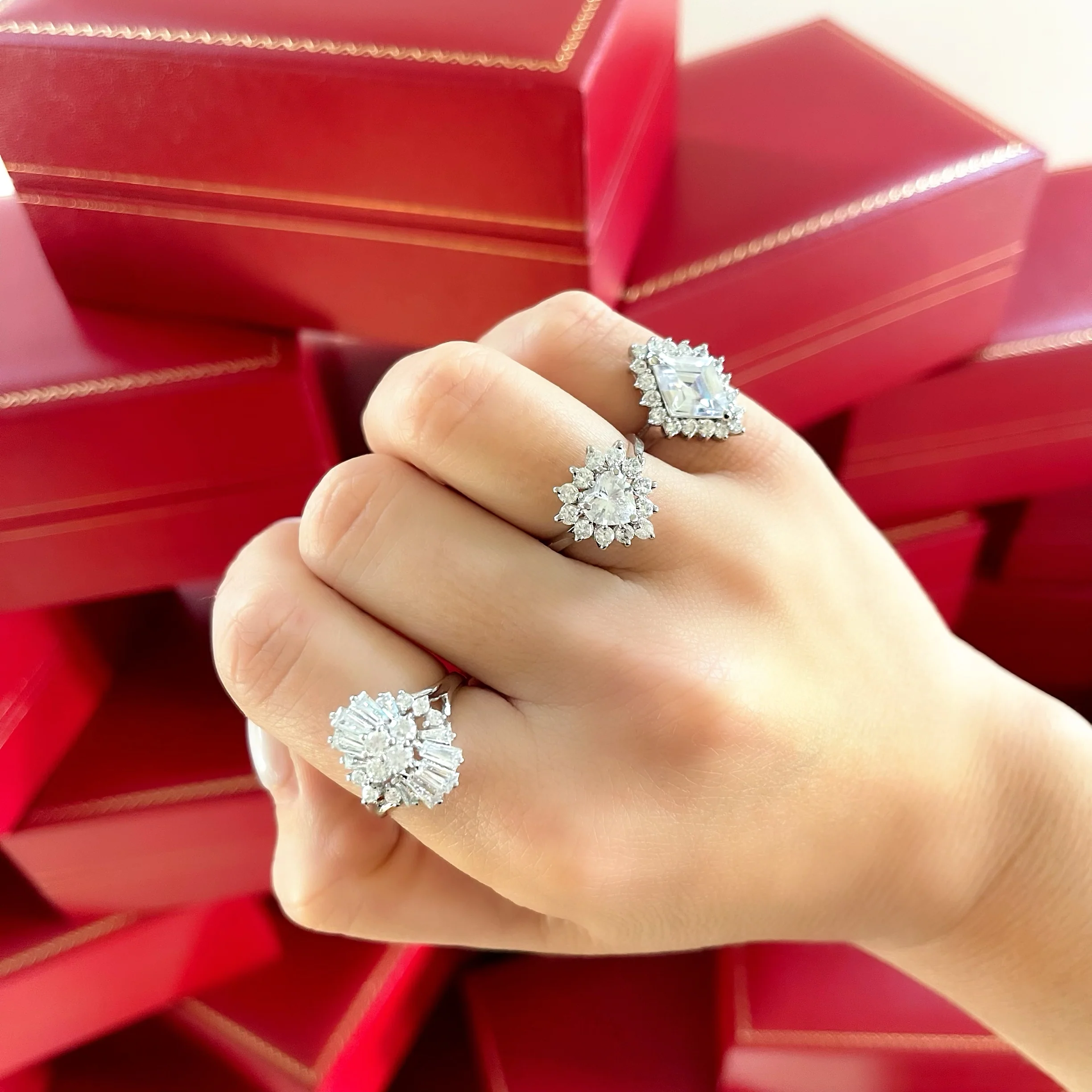 1970'S WHITE WEDDING (925 STERLING SILVER) - Image 3