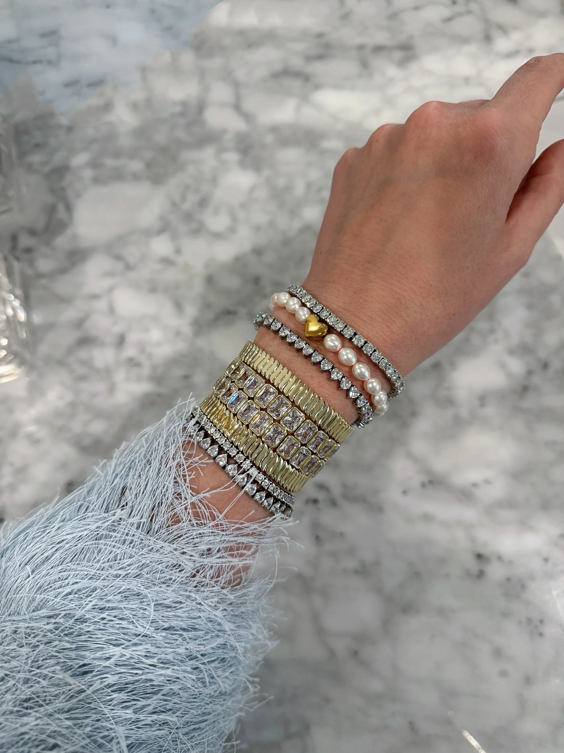 BE MINE PEARLS (NECKLACE & BRACELET) - Image 7
