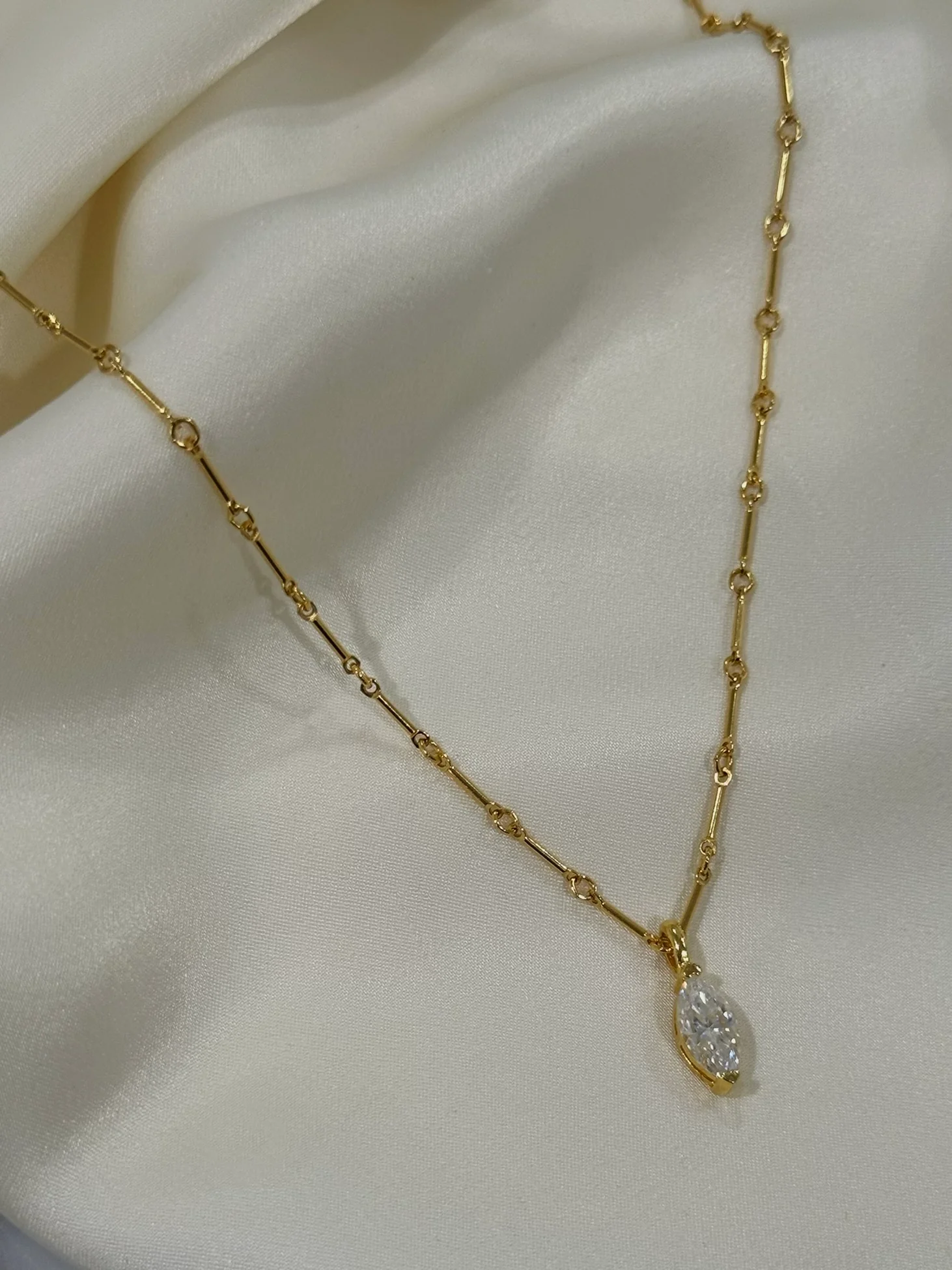 BON CHIC (MOISSANITE & 14K GOLD FILLED) - Image 2