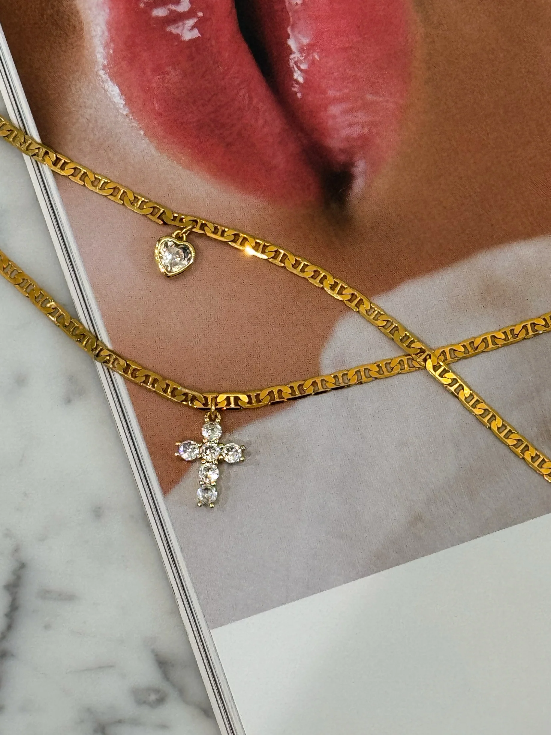 CASINO BABE CHAINS (TWO STYLES) - Image 5