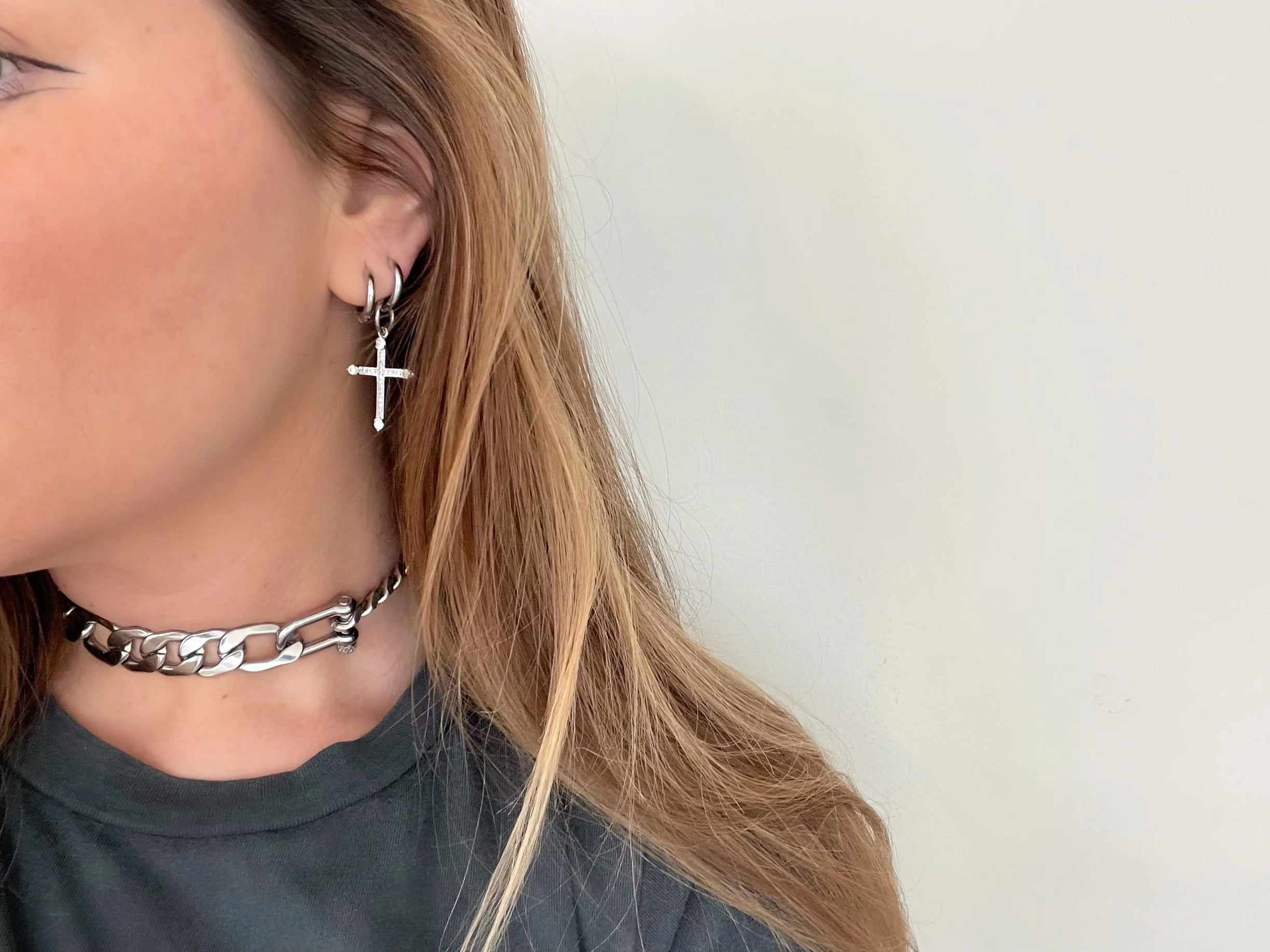 COEUR NOIR HOOPS - Image 4