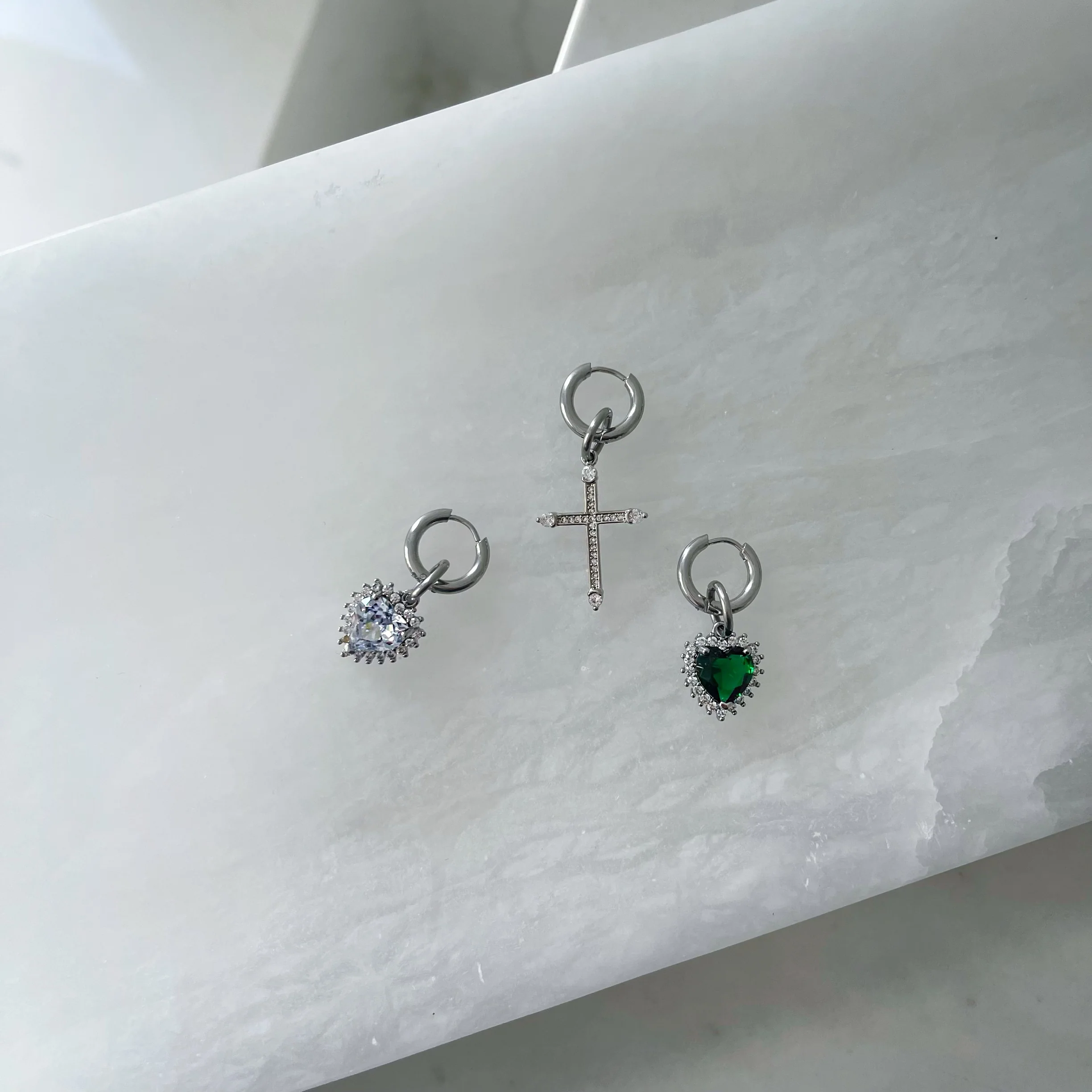 COEUR NOIR HOOPS - Image 5