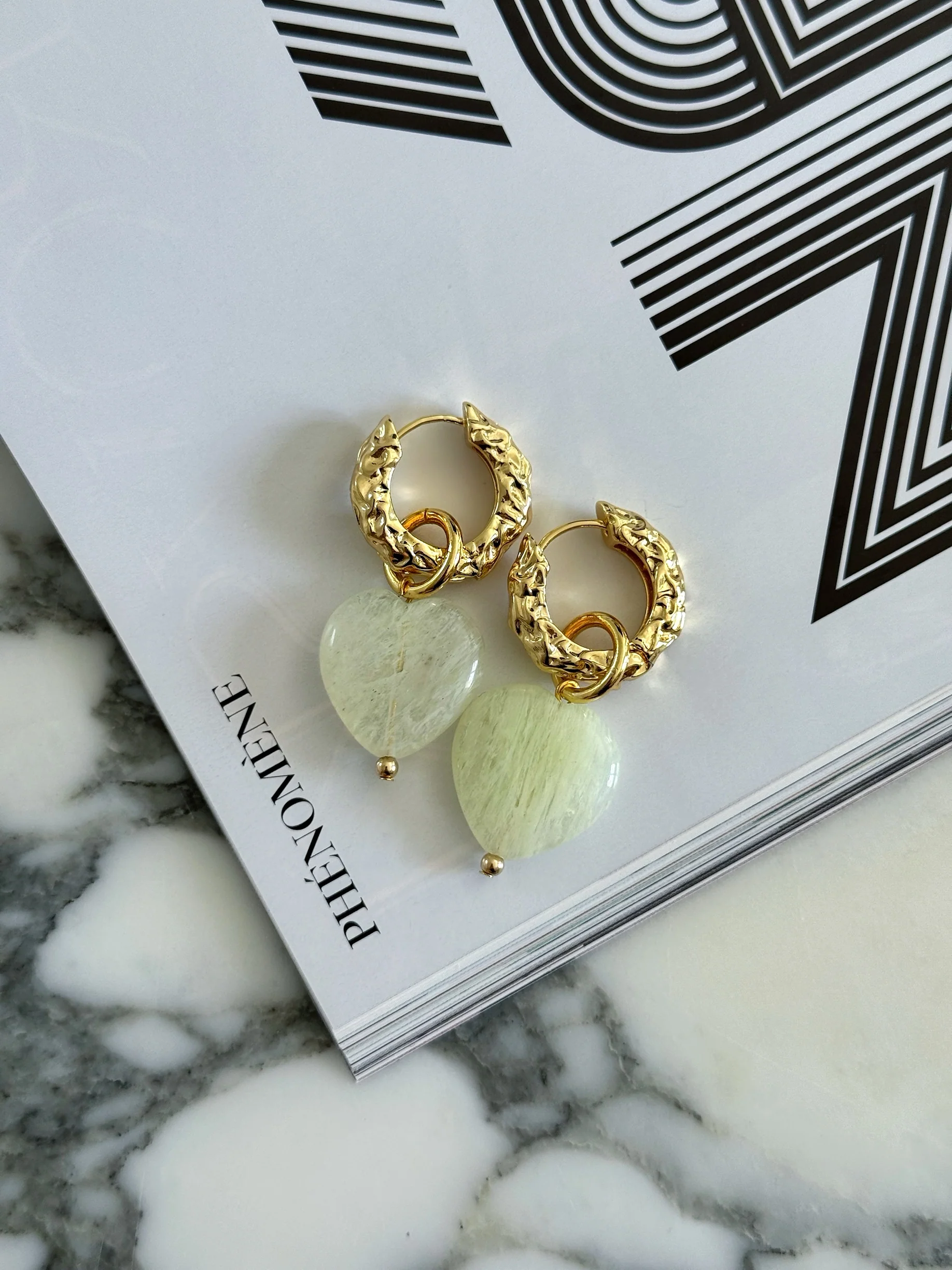 CORAL RESORT HOOPS