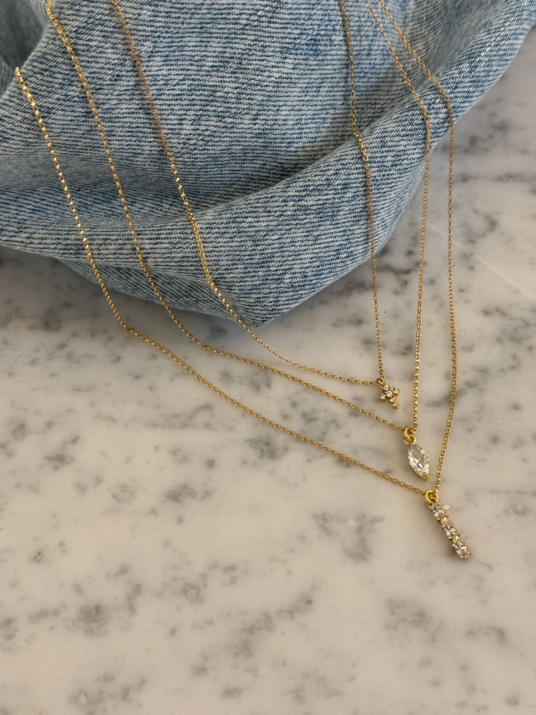 CRYSTAL FLOSS NECKLACES (14K GOLD FILLED) - Image 5