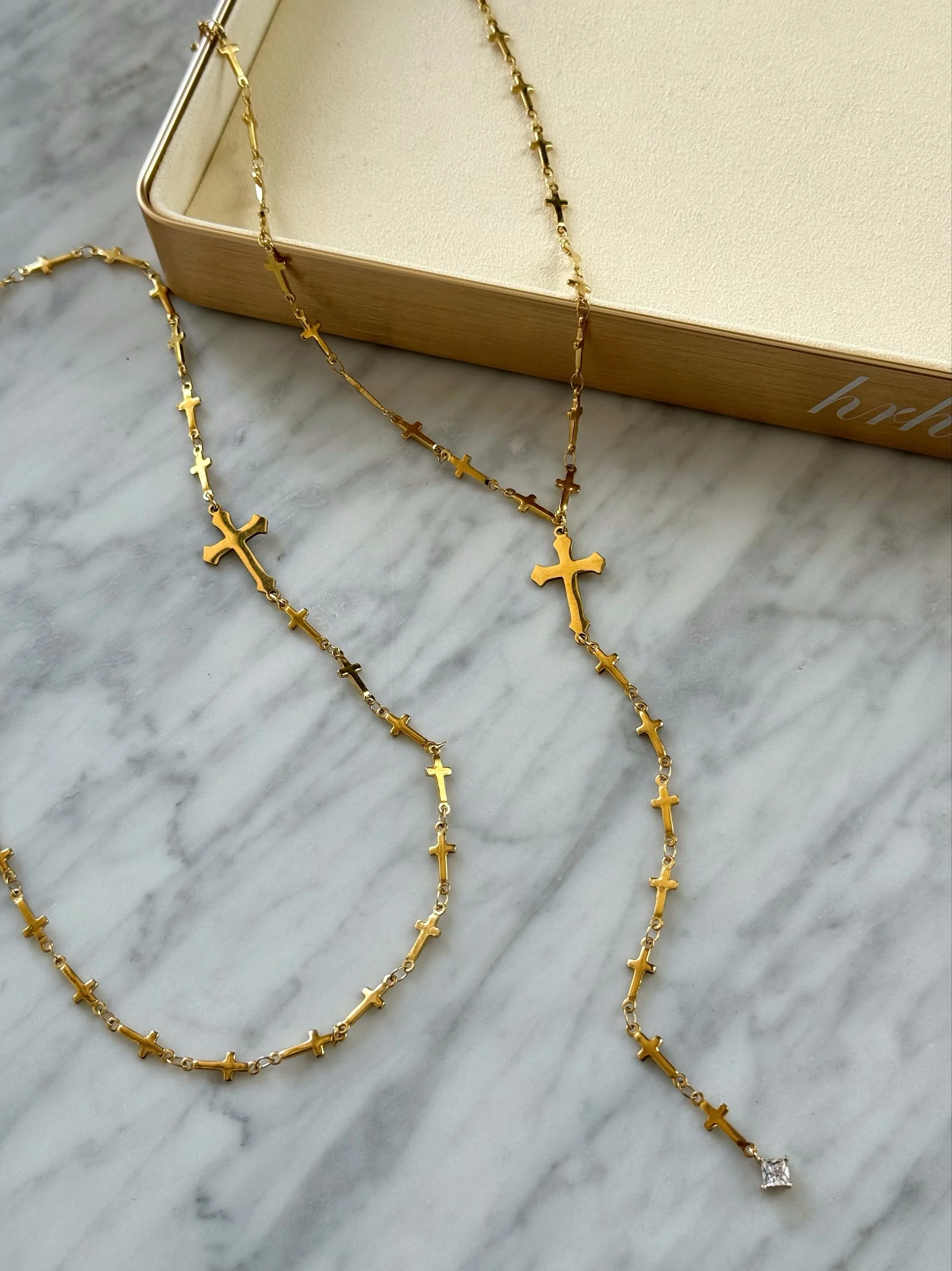 FLICKERING CROSS CHAINS - Image 2