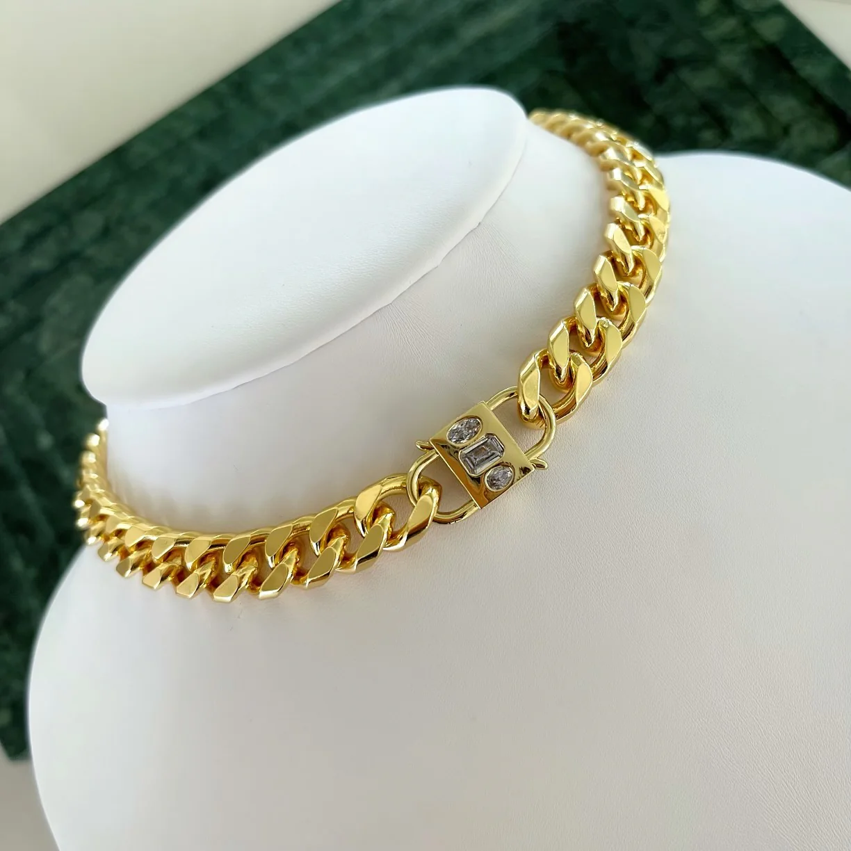 GEM LOCK CHAIN - Image 10