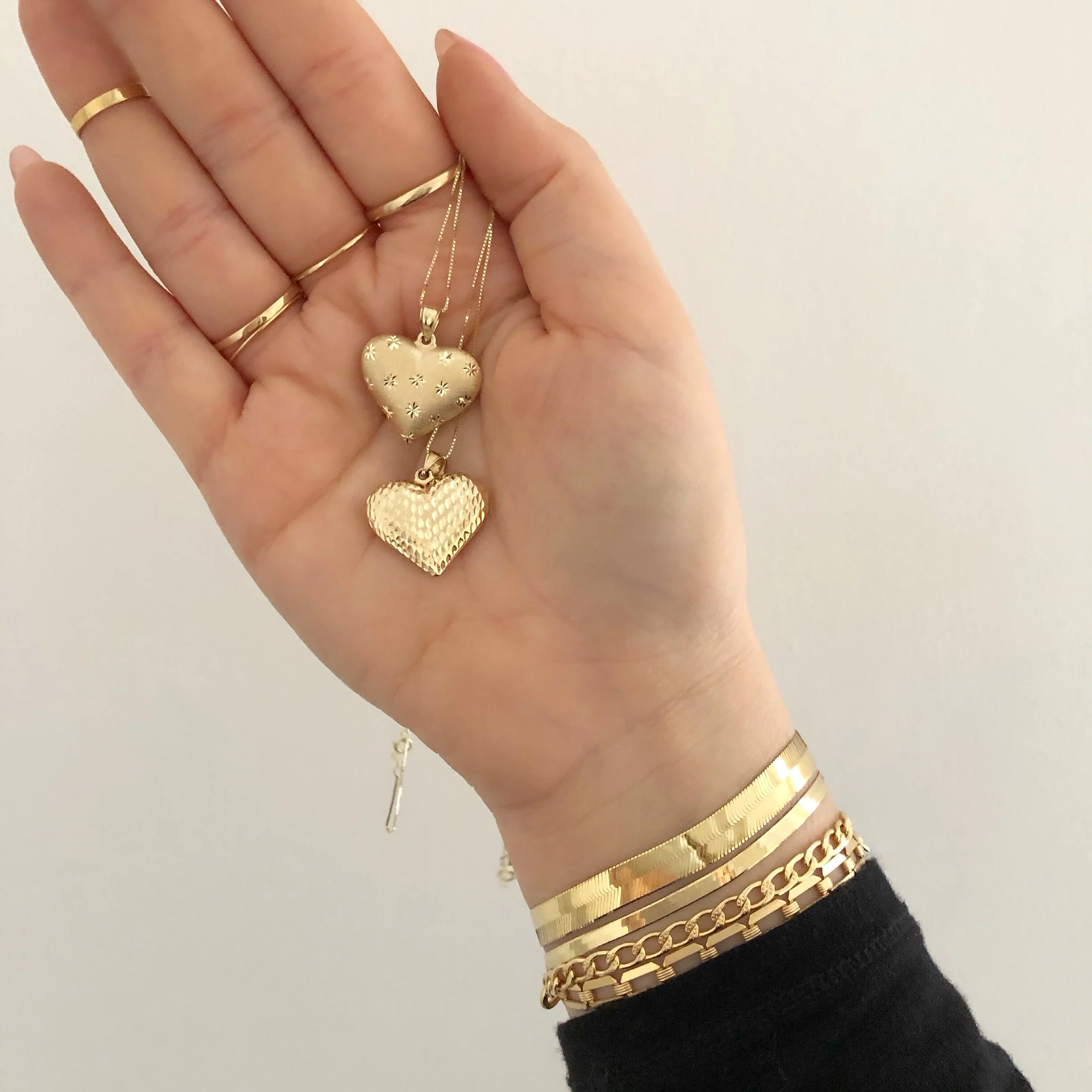 GOLDIE HEARTS - Image 9