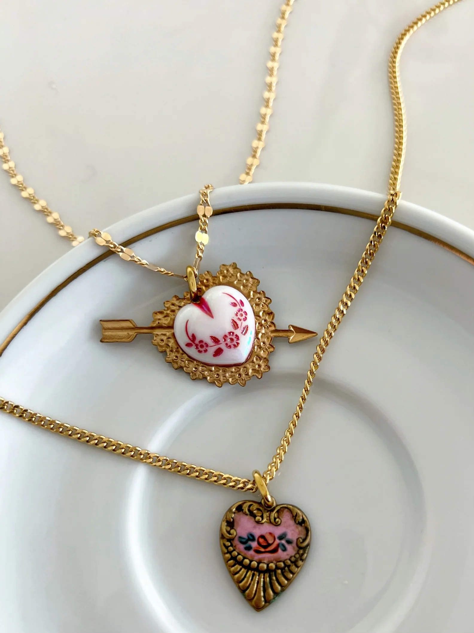 LOVE FROM VERSAILLES (14K GOLD FILLED) - Image 4