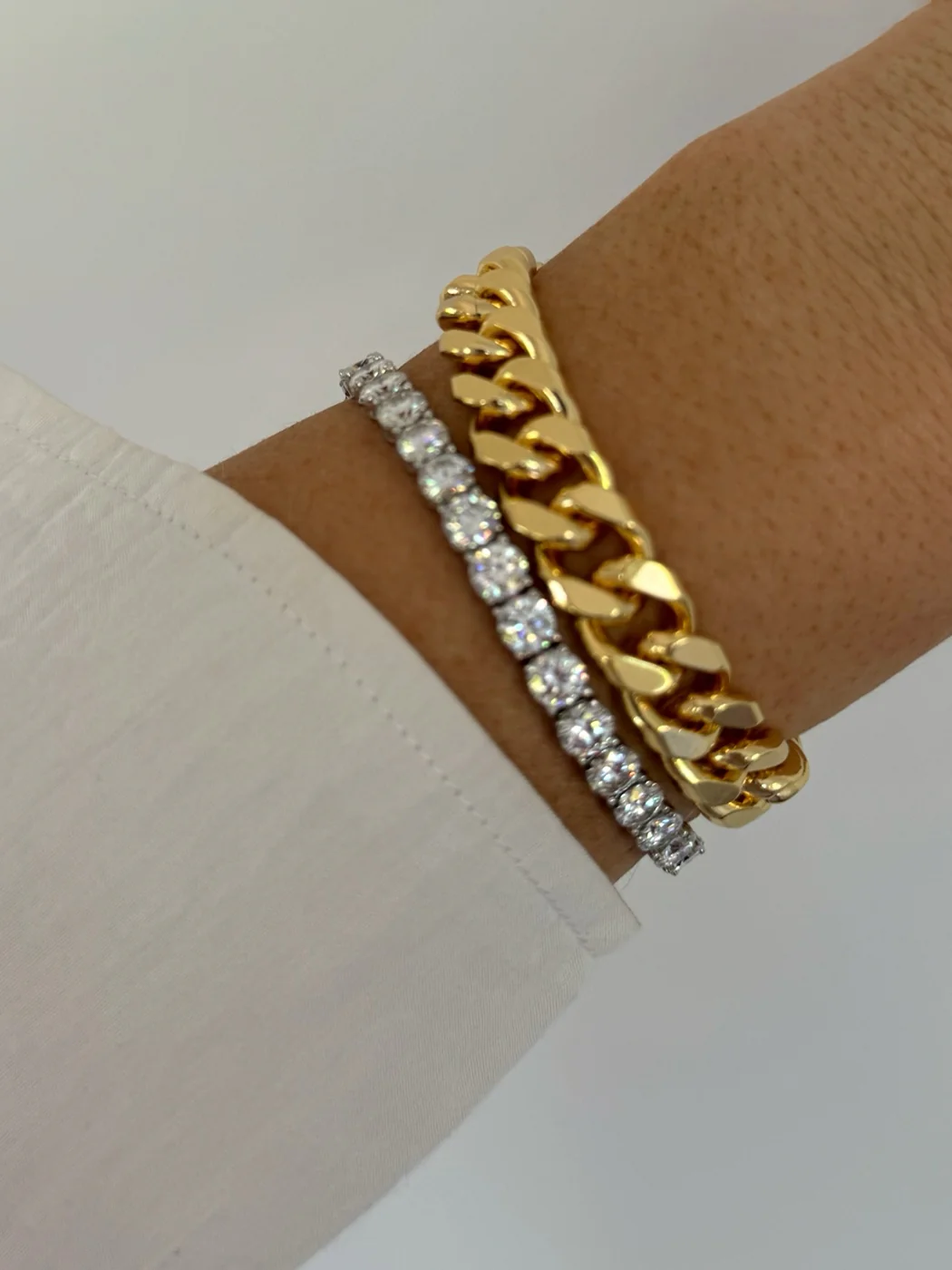 LUXE DREAM TENNIS BRACELET (925 MOISSANITE) - Image 4