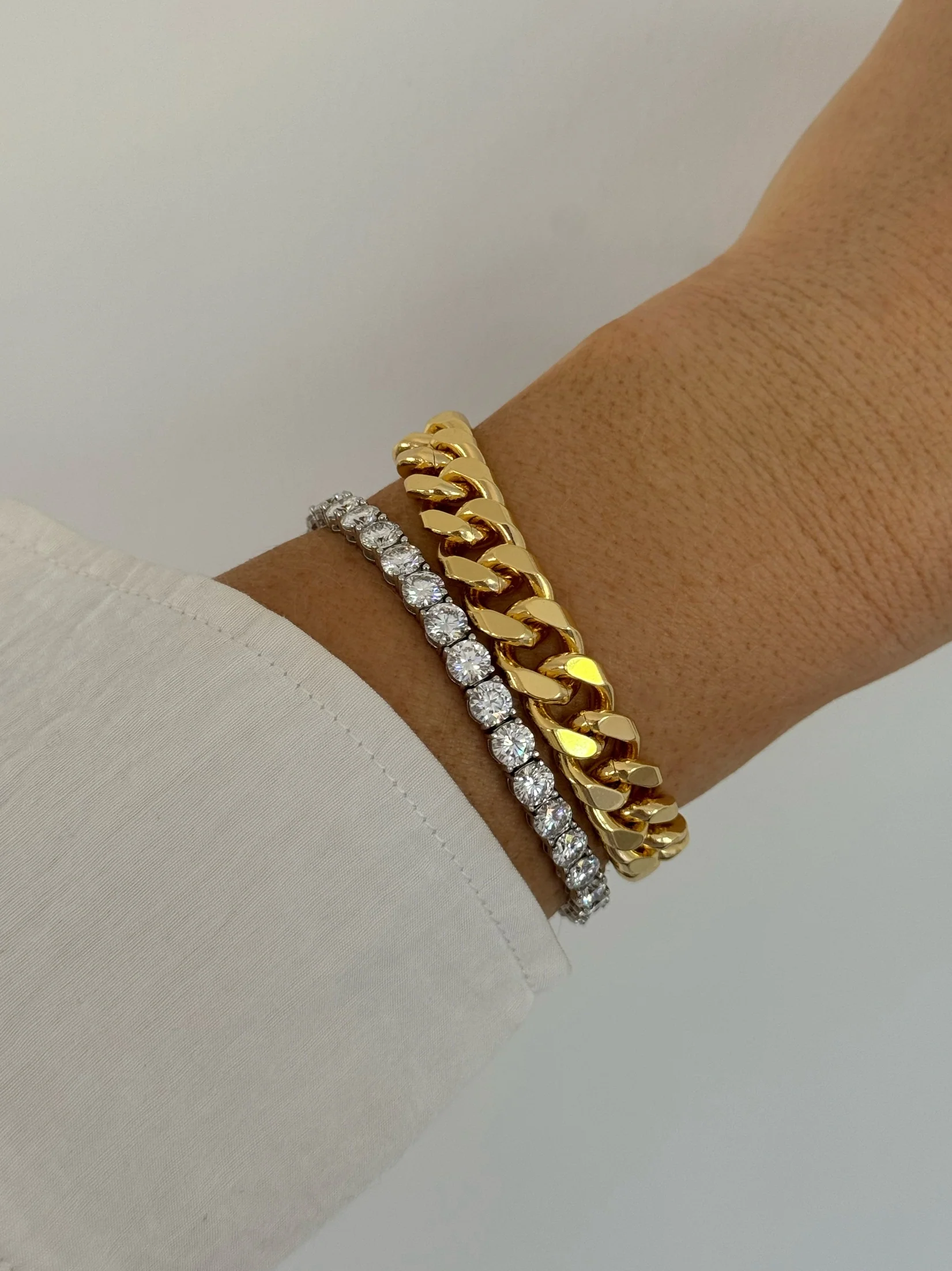 LUXE DREAM TENNIS BRACELET (925 MOISSANITE) - Image 5