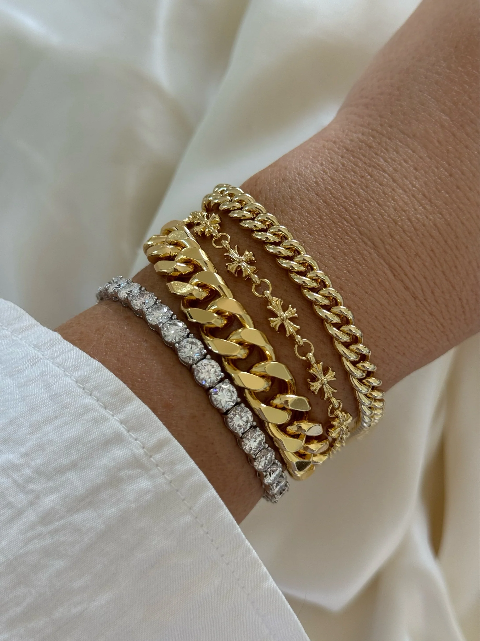 LUXE DREAM TENNIS BRACELET (925 MOISSANITE) - Image 6