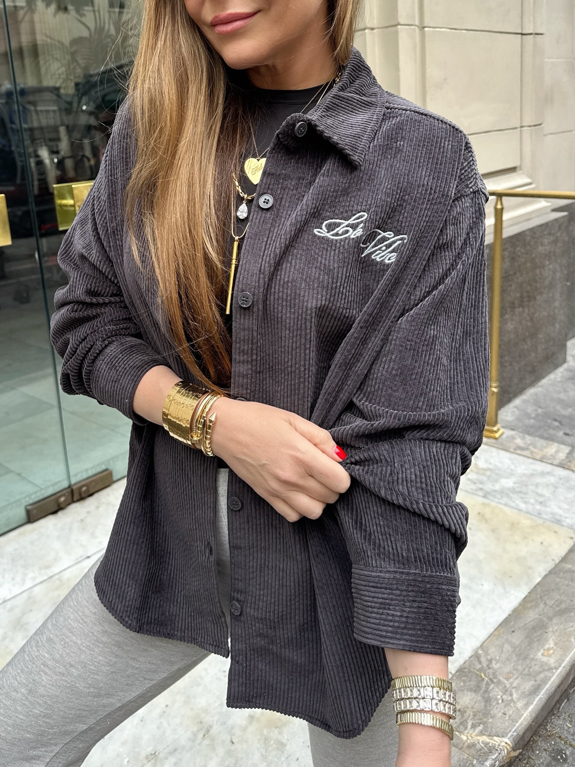 LÉ VIBE SHACKET - Image 5